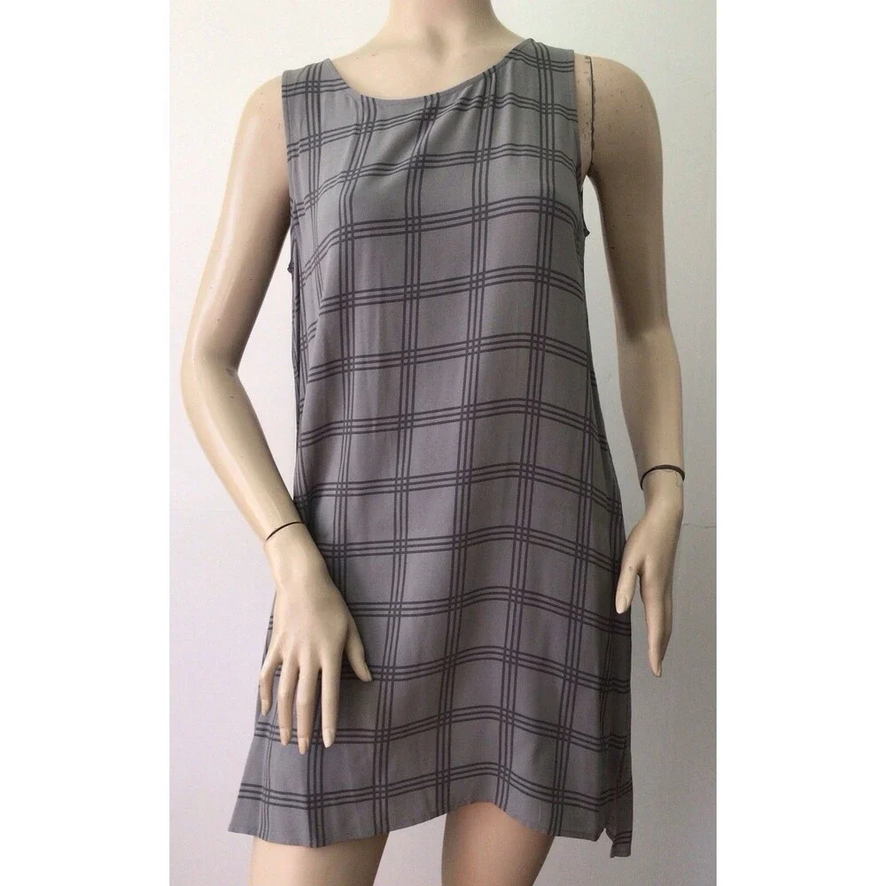 EILEEN FISHER (Size S) 100% Silk Sleeveless Shift Dress, Gray